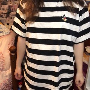 UNIQLO Mickey Mouse Graphic Tee